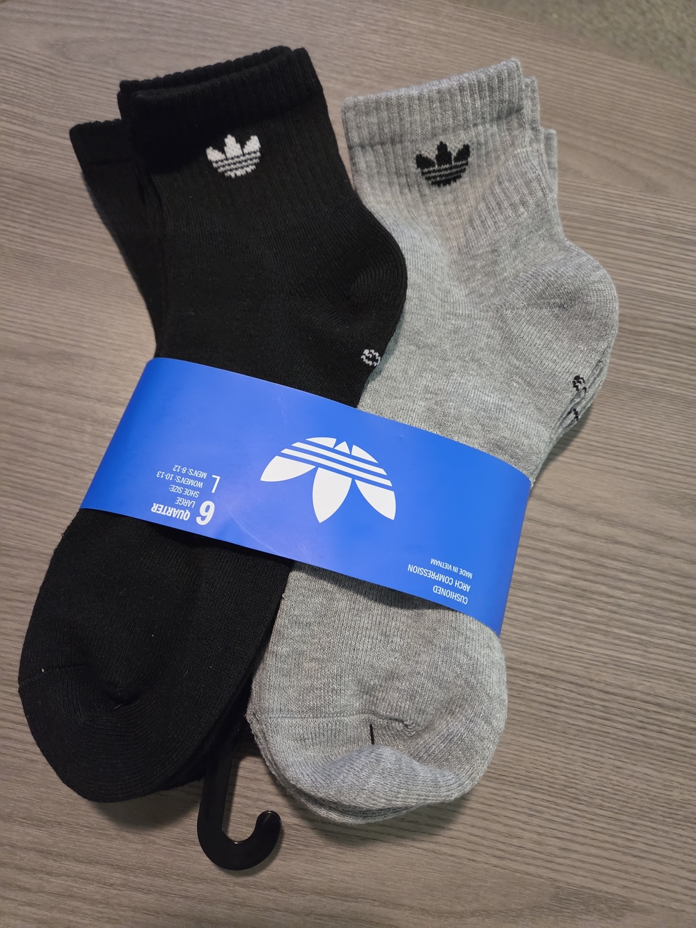 adidas Cushioned Arch Compression Men's Athletic Crew Socks  (6 Pack)
